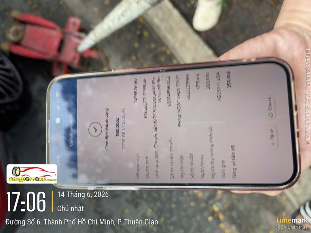 Nguyên nhân điều hòa ô tô không mát, có mùi hôi và cách xử lý 4 Nguyên nhân điều hòa ô tô không mát, có mùi hôi và cách xử lý - Hình ảnh thực tế tại xưởng VNBG