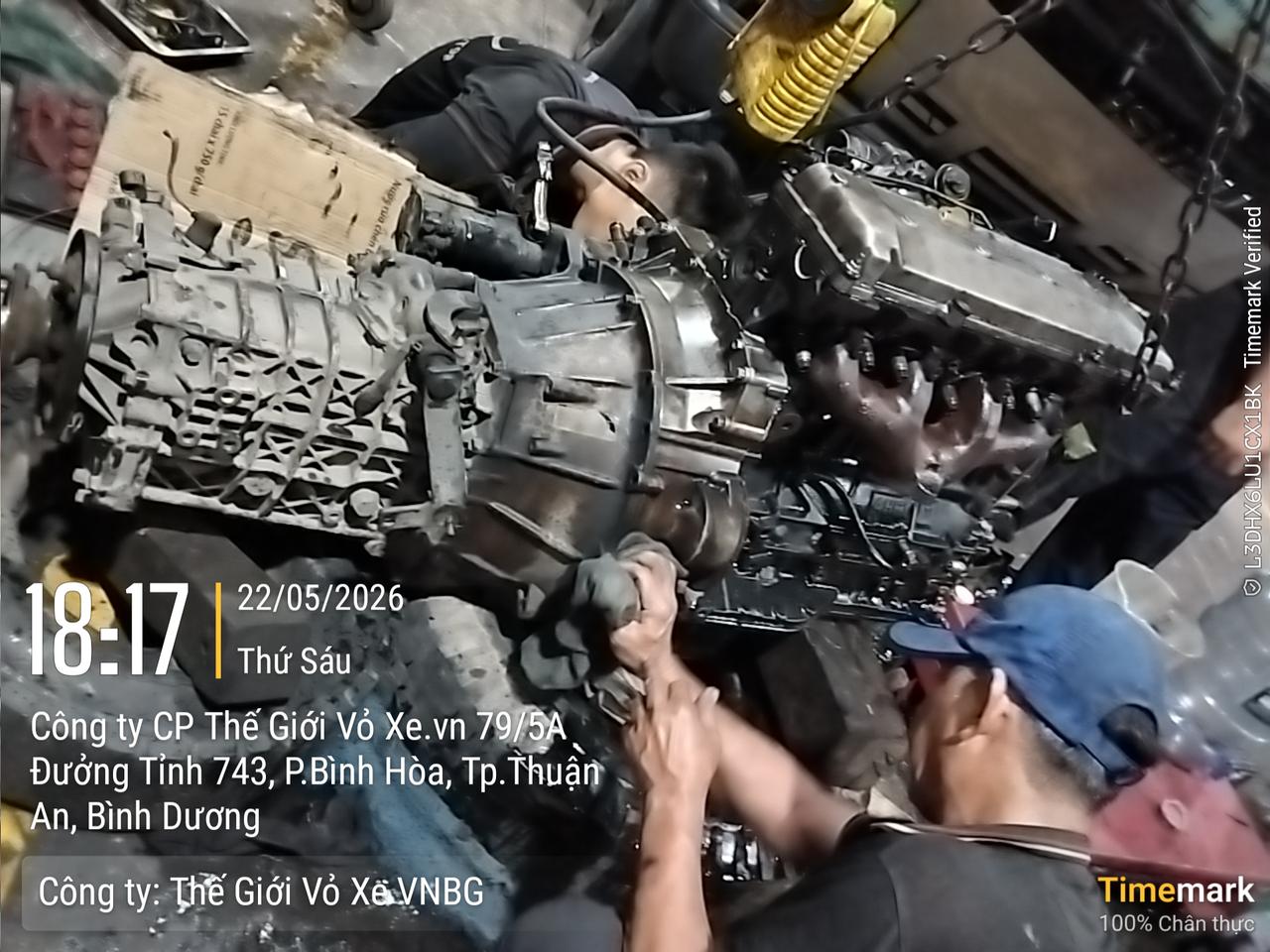 Đèn báo lỗi động cơ (Check Engine) sáng màu vàng 5 nguyên nhân phổ biến. - Hình ảnh thực tế tại xưởng VNBG